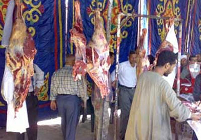 أرشيفية - أحد شوادر بيع اللحوم